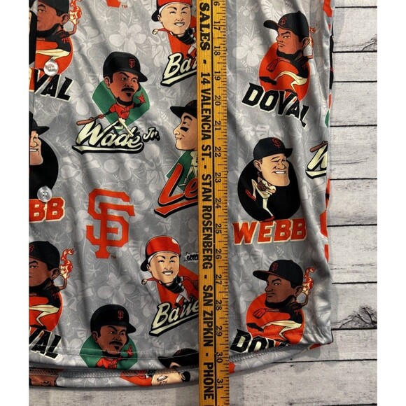 San Francisco Giants Mens Bobblehead Floral Hawaiian Shirt Sz XL Gray Big Head - Picture 9 of 15